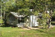 cabin10.jpg